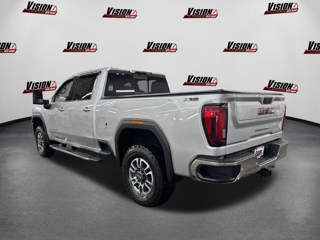 Used 2022 GMC Sierra 3500 SLT w/ SLT Preferred Package image 7