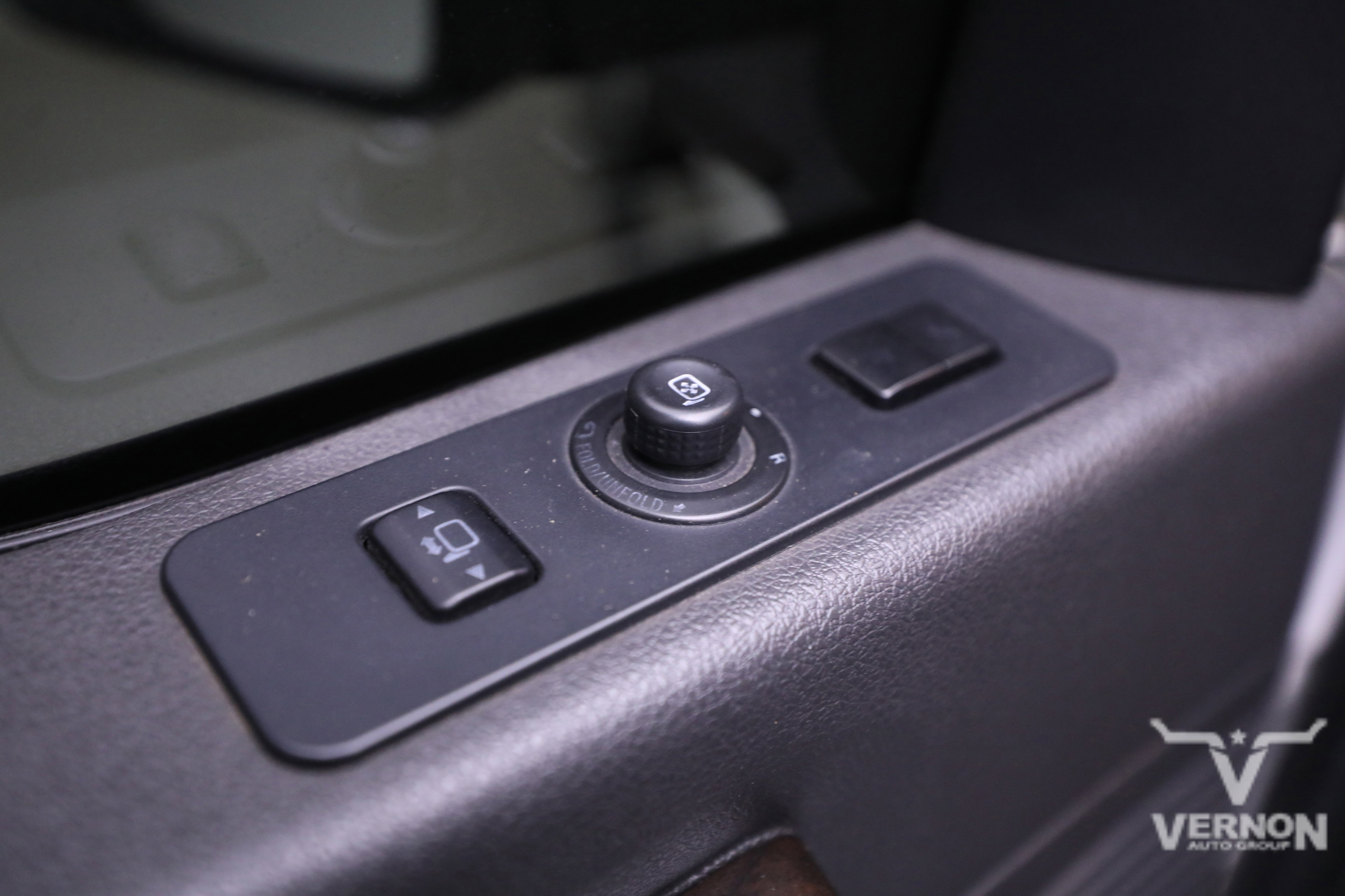 Used 2014 Ford F250 Platinum w/ FX4 Off-Road Package image 19