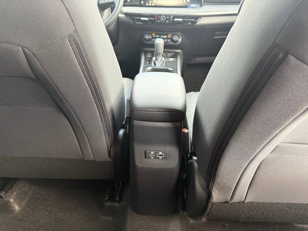 New 2026 Nissan Kicks SV w/ Illumination Package image 24