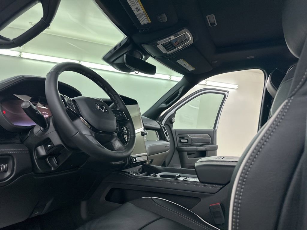New 2026 RAM 2500 Limited AWD/4WD image 28