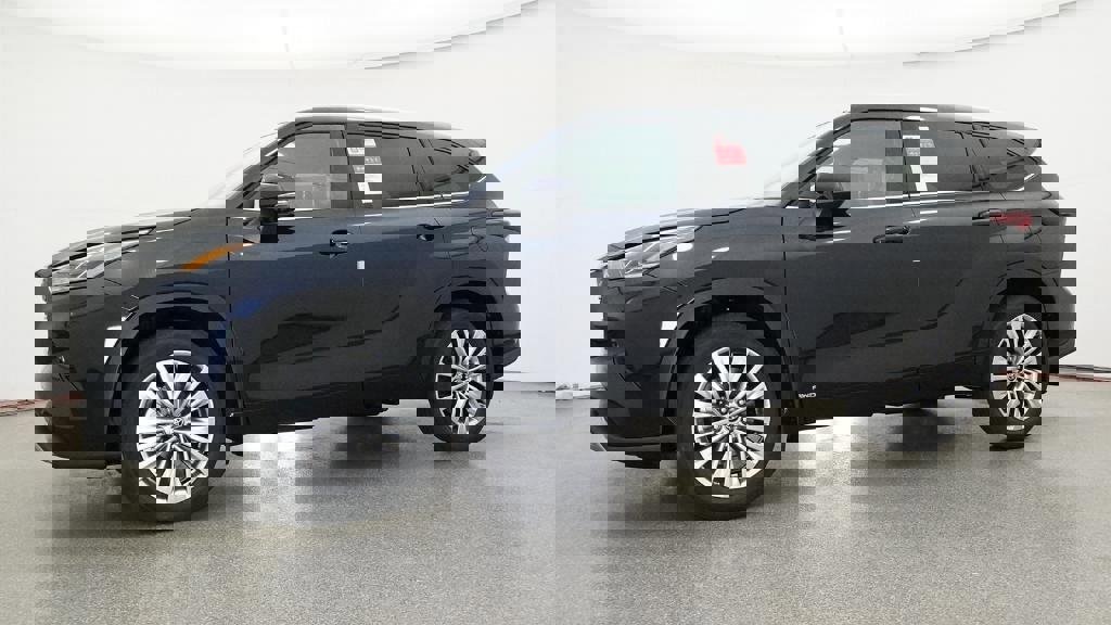 New 2026 Toyota Highlander Platinum image 7