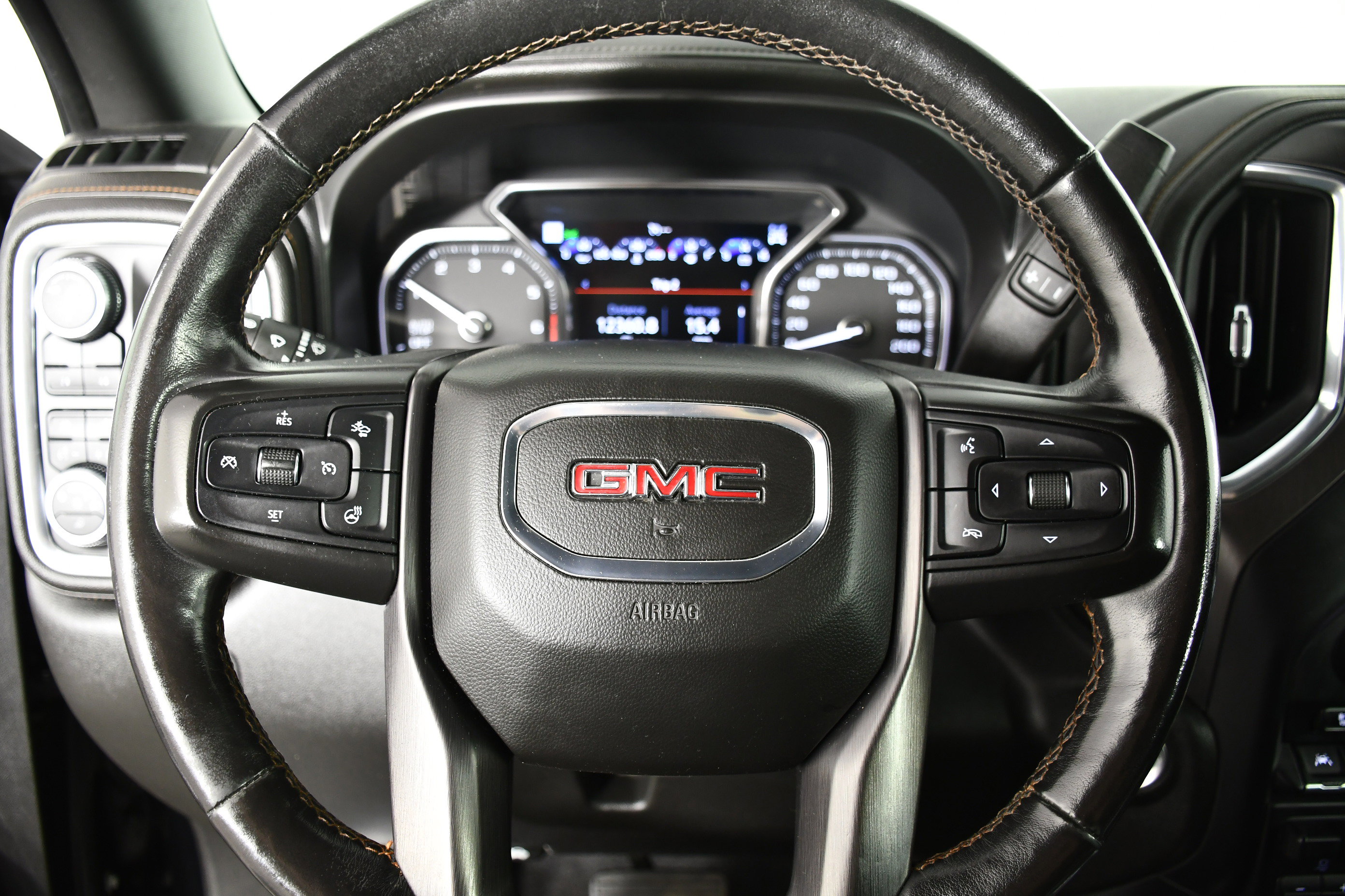 Used 2020 GMC Sierra 1500 AT4 w/ Technology Package image 21