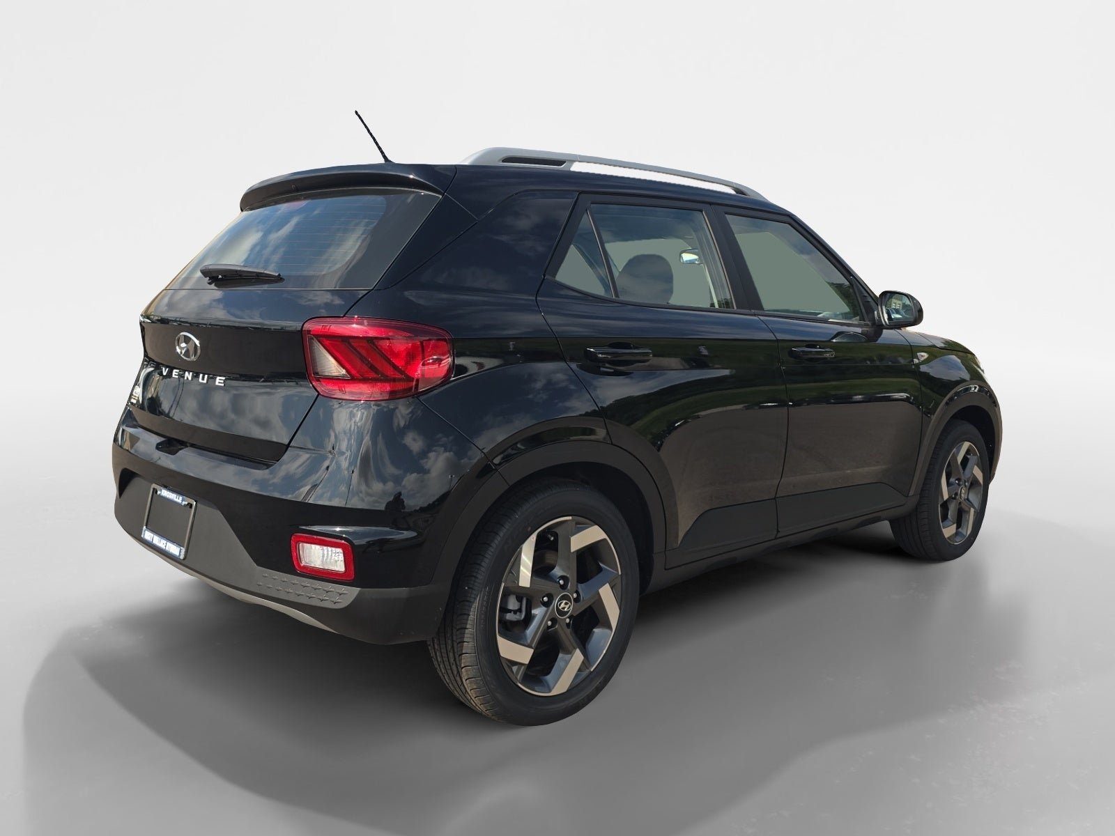 New 2026 Hyundai Venue SEL FWD image 3