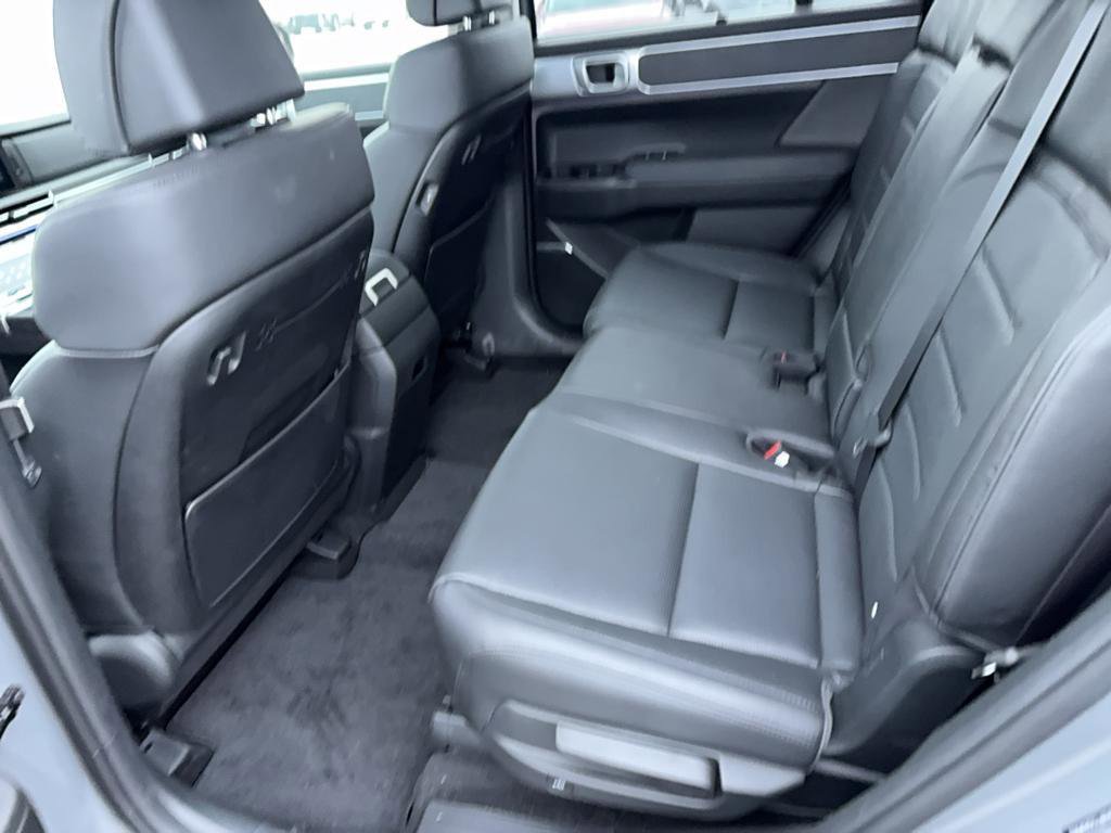 New 2024 Hyundai Santa Fe Limited image 16