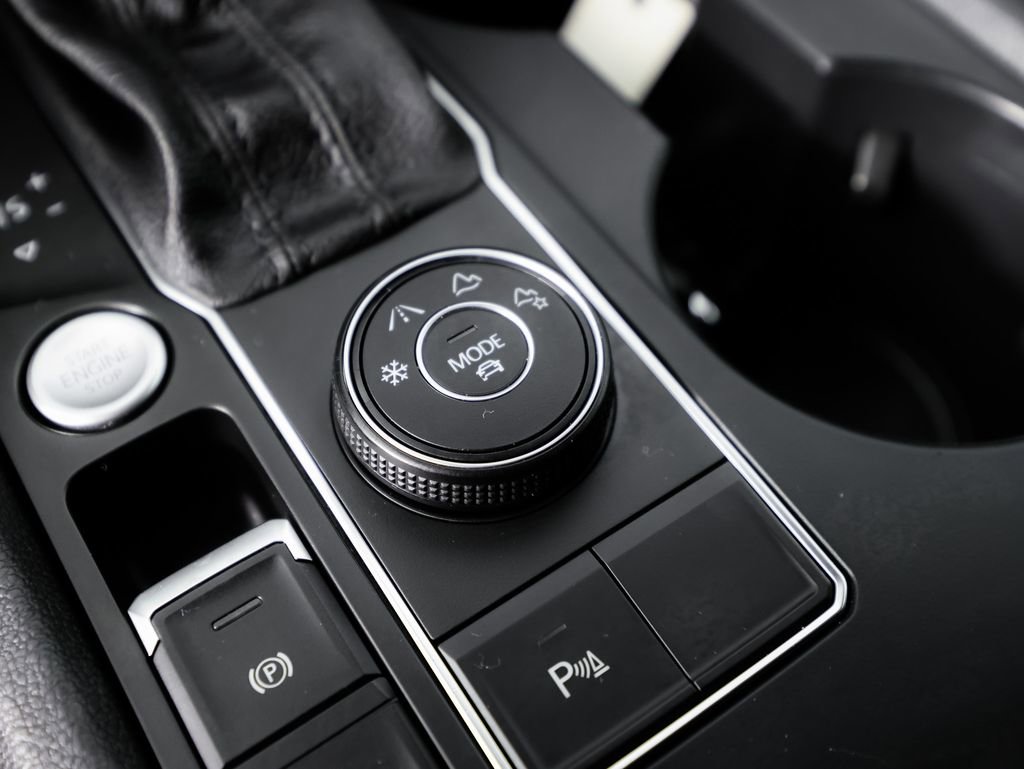 Used 2021 Volkswagen Atlas SE image 29