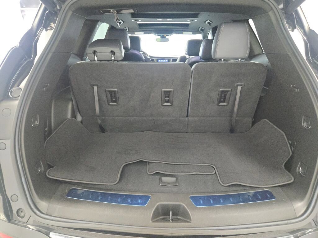Used 2023 Buick Enclave Essence w/ Experience Buick Package image 19