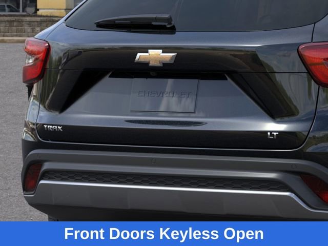 New 2026 Chevrolet Trax LT w/ Driver Confidence Package image 15