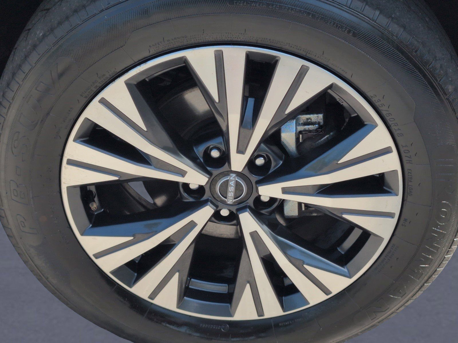 Used 2023 Nissan Rogue SV image 37