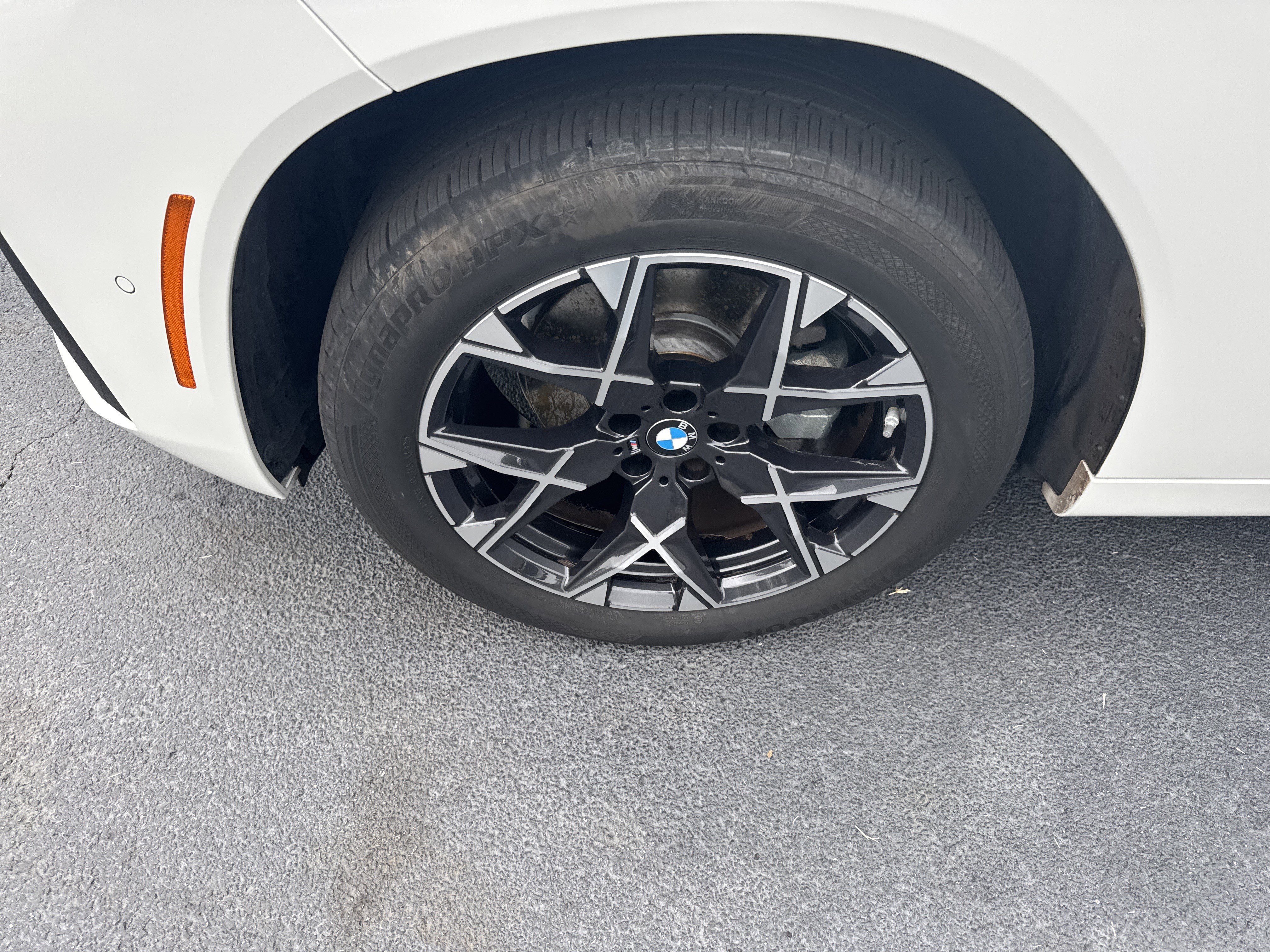 Used 2025 BMW X3 xDrive30i AWD/4WD image 9