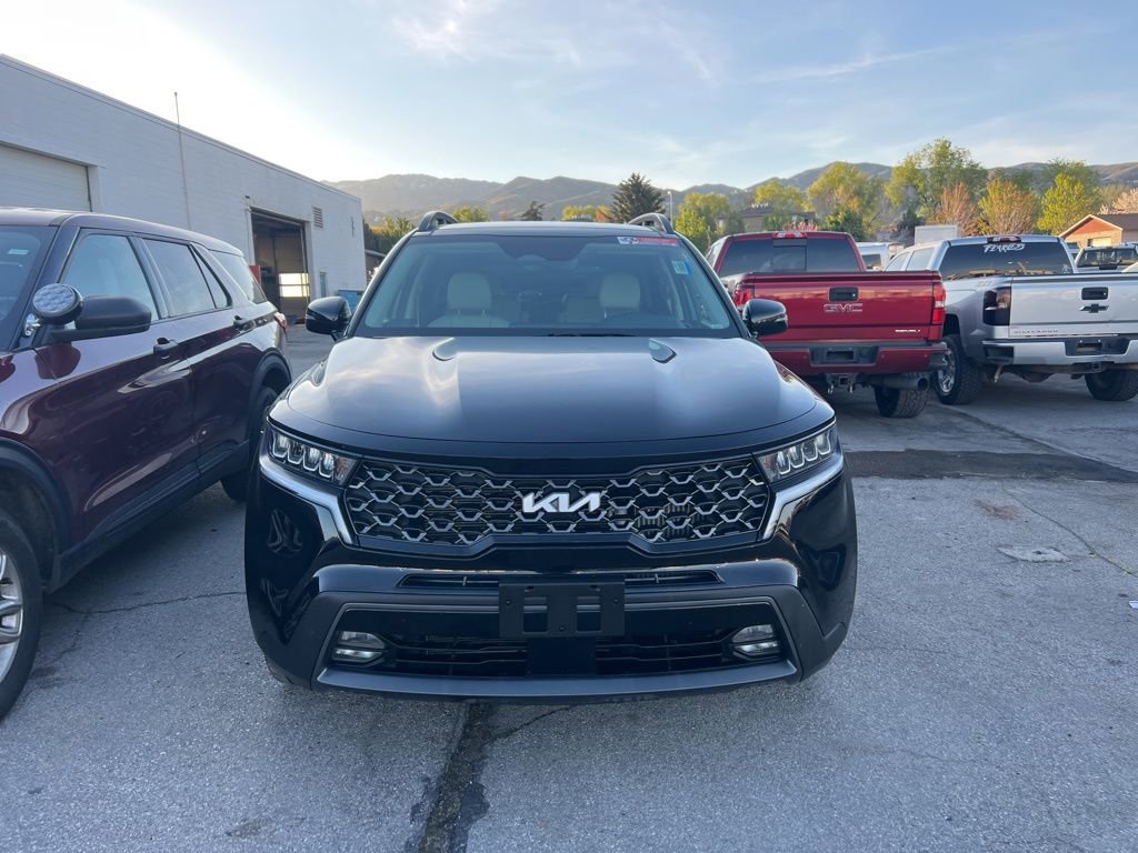 Used 2023 Kia Sorento X-Line EX image 3