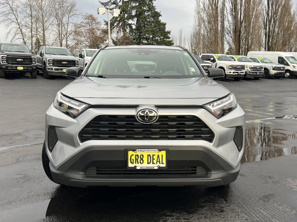 Used 2025 Toyota RAV4 LE image 3