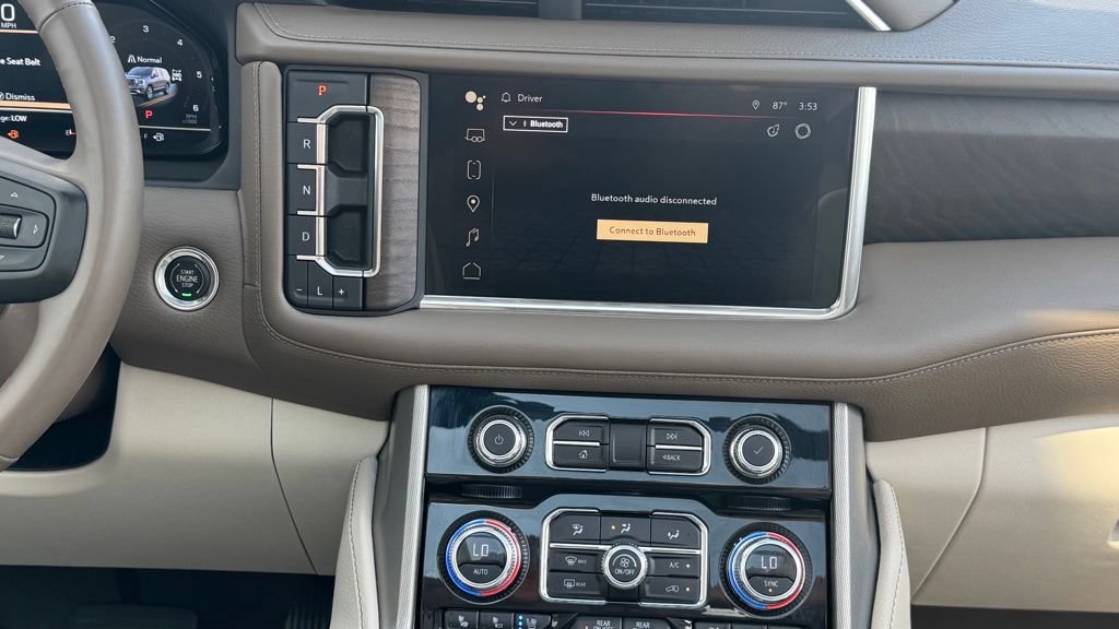 Used 2023 GMC Yukon Denali w/ Max Trailering Package AWD/4WD image 18