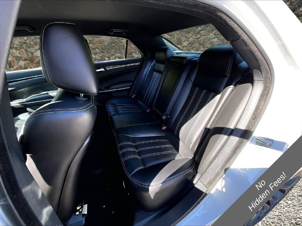 Used 2019 Chrysler 300 S RWD image 22