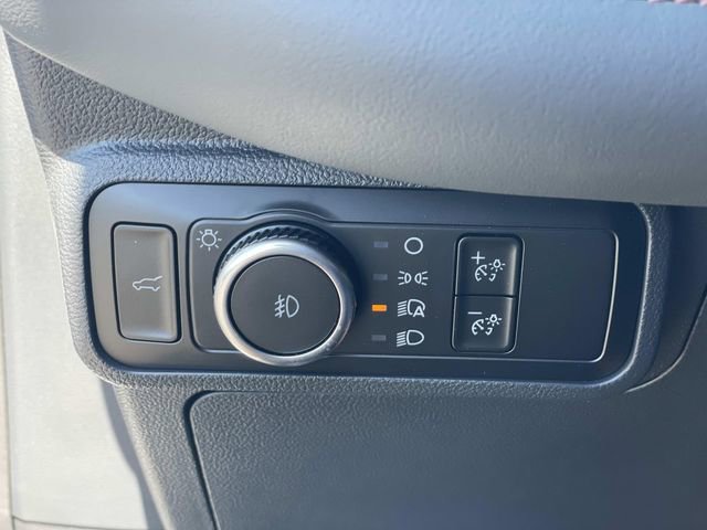 Certified 2025 Ford Explorer Active w/ Active Comfort Package image 16