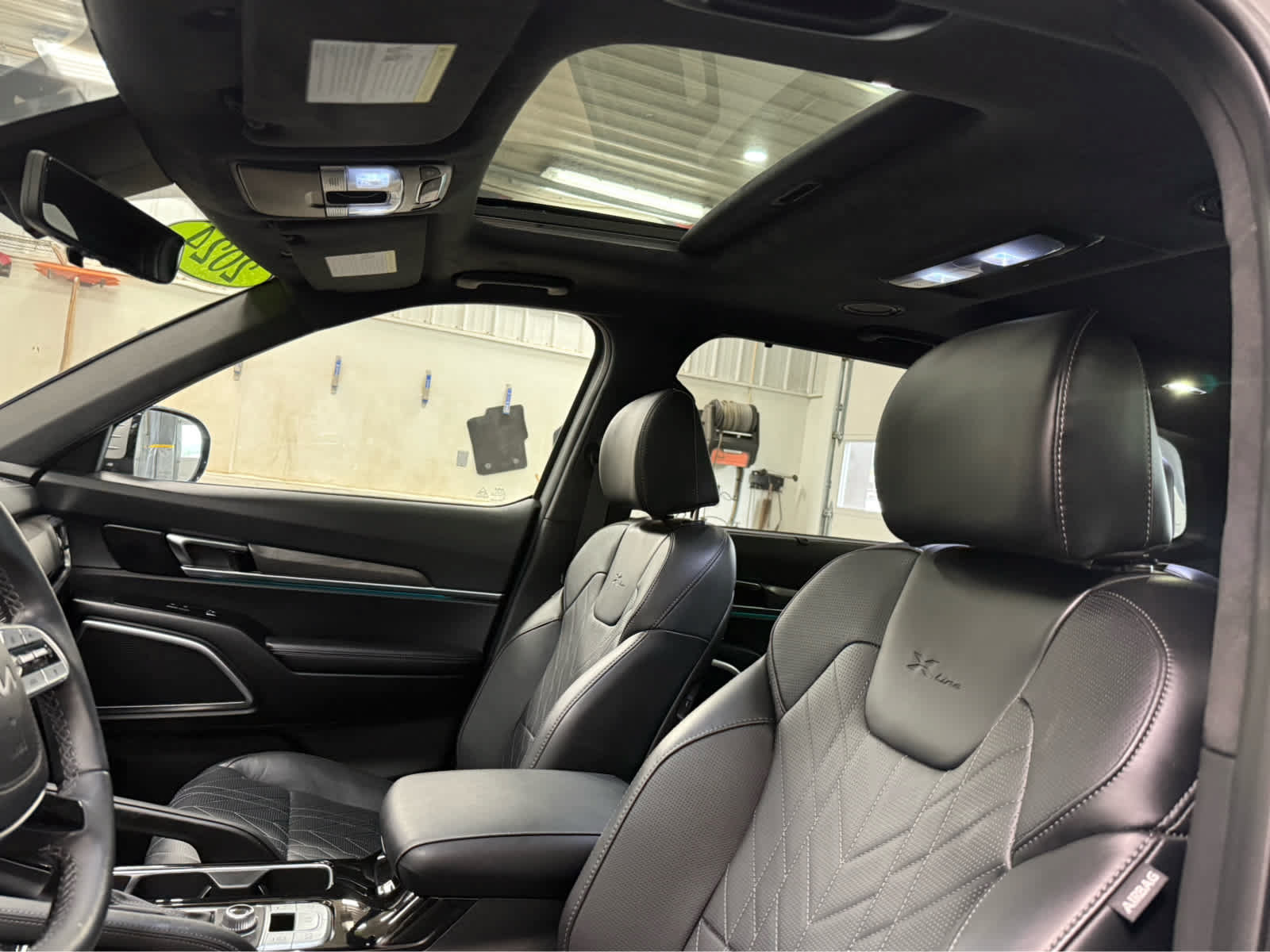 Used 2024 Kia Telluride SX Prestige X-Line AWD/4WD image 11