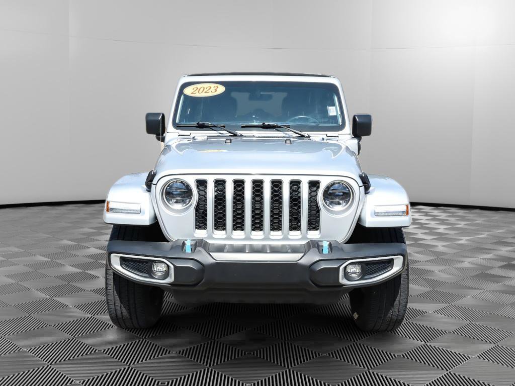 Used 2023 Jeep Wrangler Sahara w/ Cold Weather Group image 9