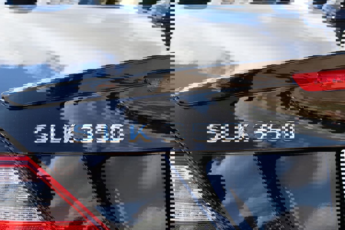 Used 2014 Mercedes-Benz SLK 350 image 10