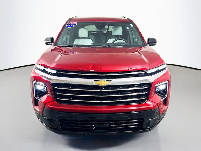 Used 2025 Chevrolet Traverse High Country w/ LPO, Floor Liner Package FWD image 3