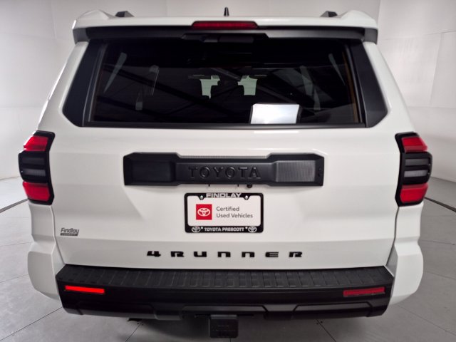 Certified 2025 Toyota 4Runner SR5 AWD/4WD image 12