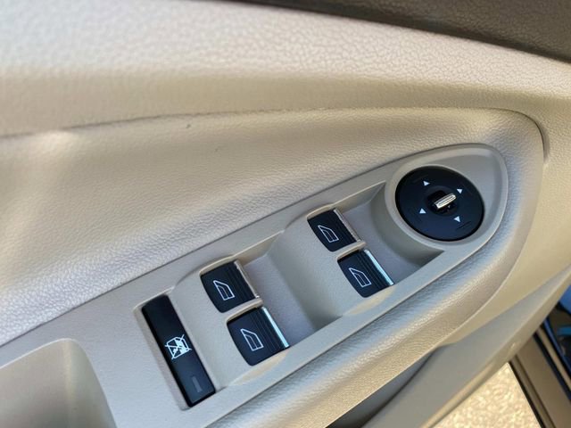 Used 2014 Ford Escape Titanium FWD image 13