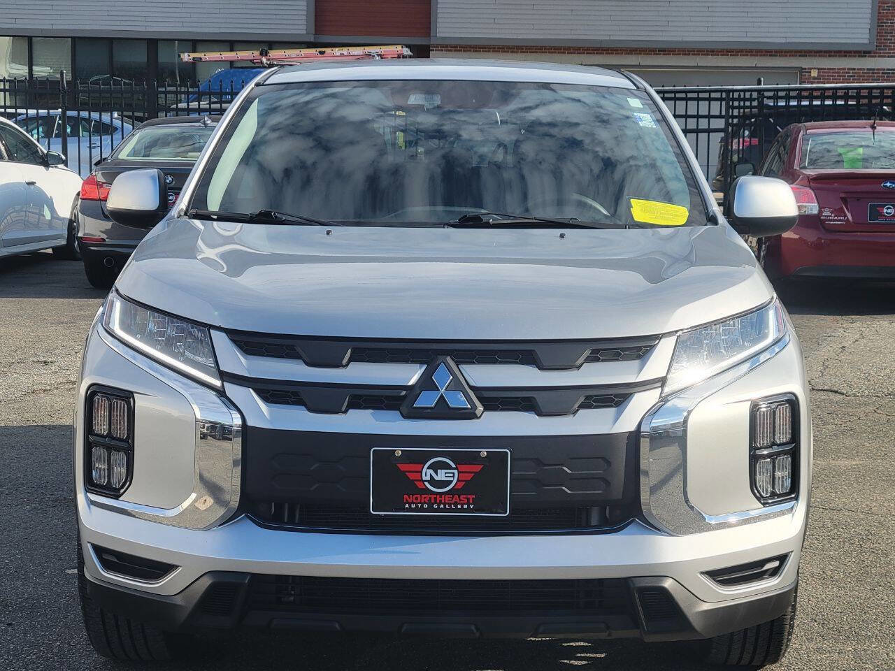 Used 2021 Mitsubishi Outlander Sport ES image 3