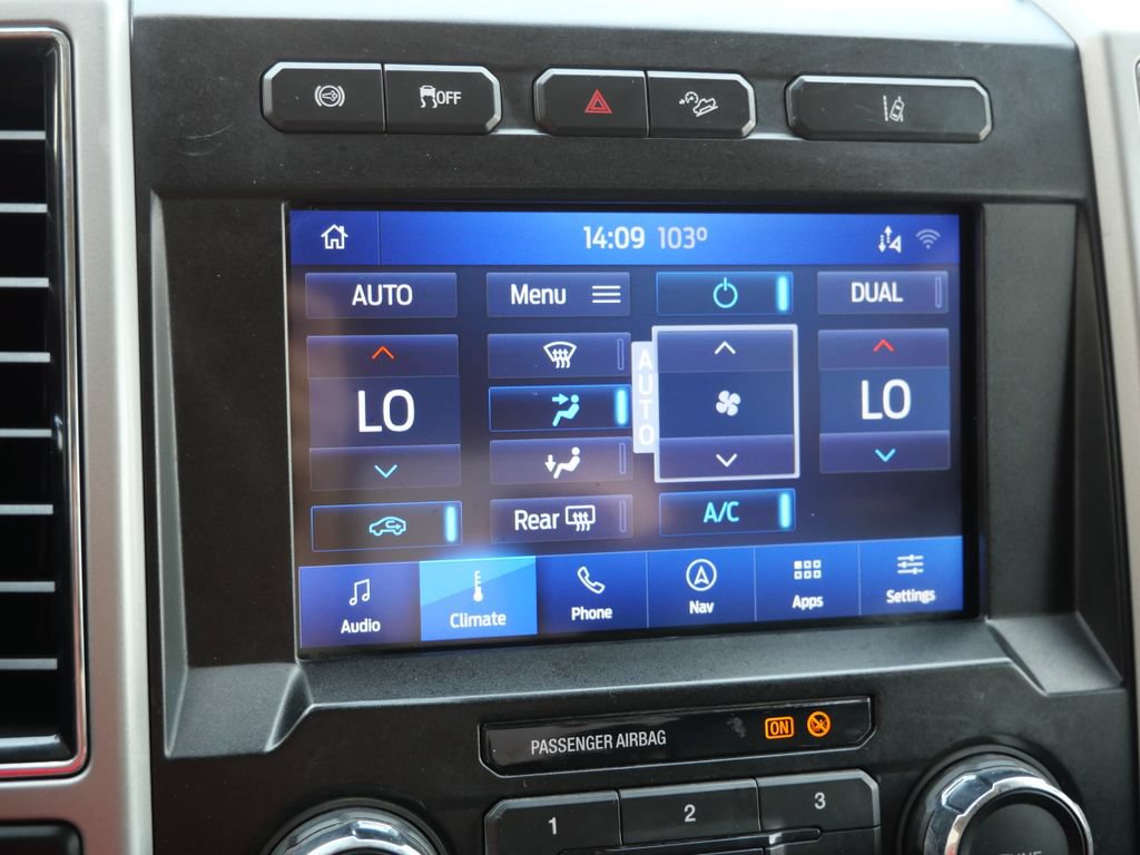 Used 2020 Ford F250 Lariat w/ Lariat Ultimate Package AWD/4WD image 39
