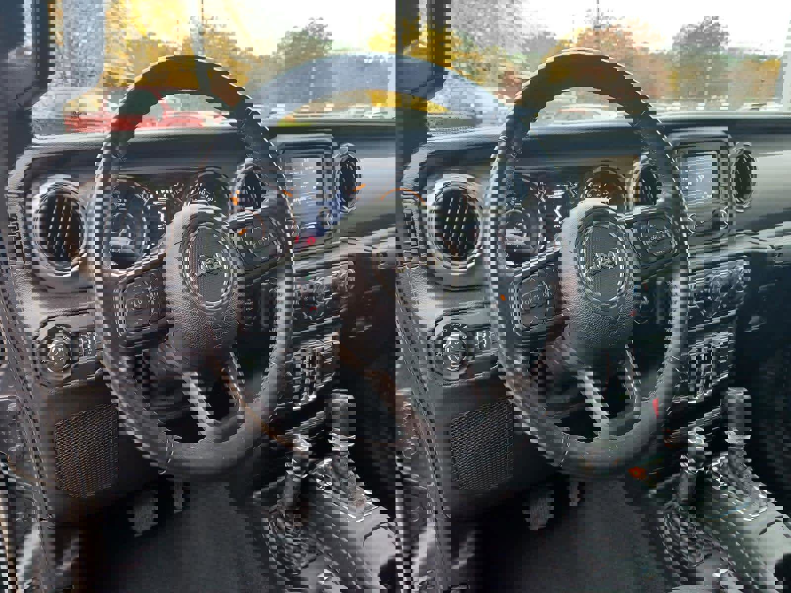 Used 2021 Jeep Gladiator Sport image 9