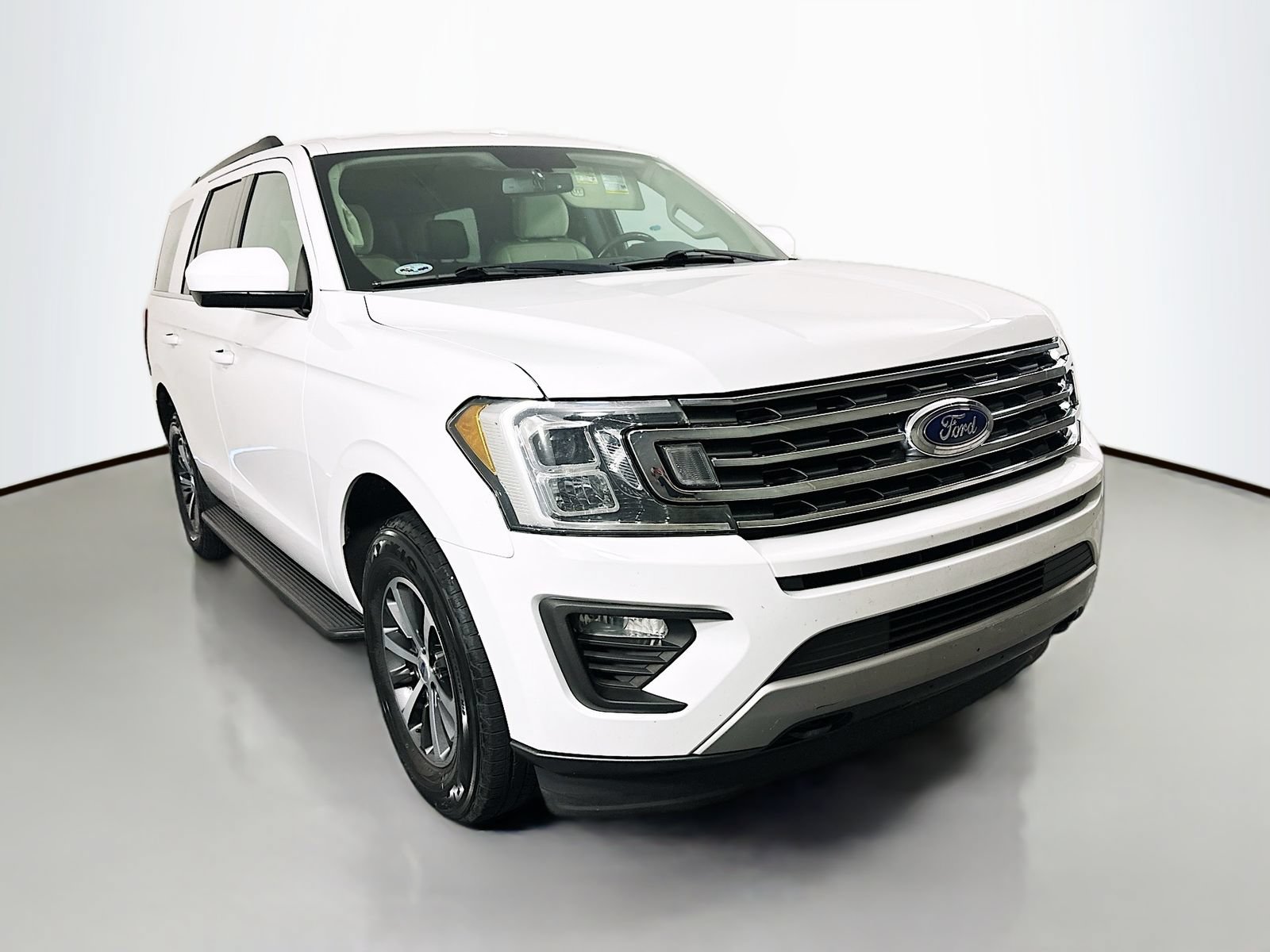 Used 2018 Ford Expedition XLT AWD/4WD image 1
