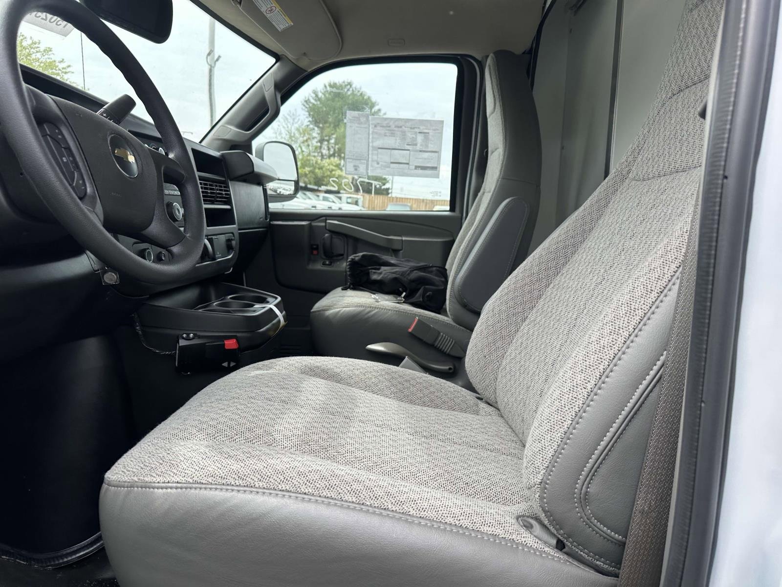 New 2025 Chevrolet Express 3500 w/ Power Convenience Package image 10