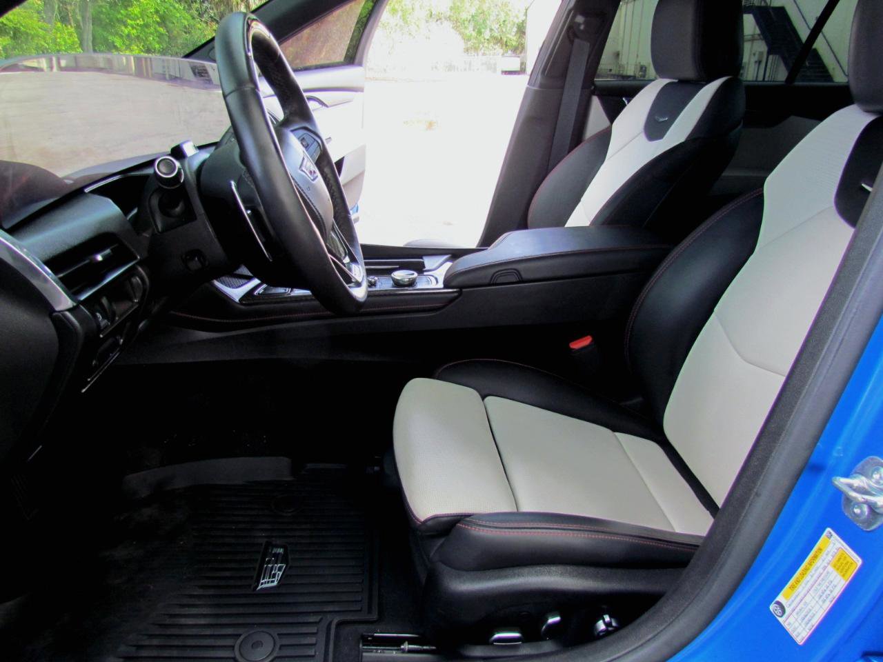 Used 2025 Cadillac CT5 V image 37