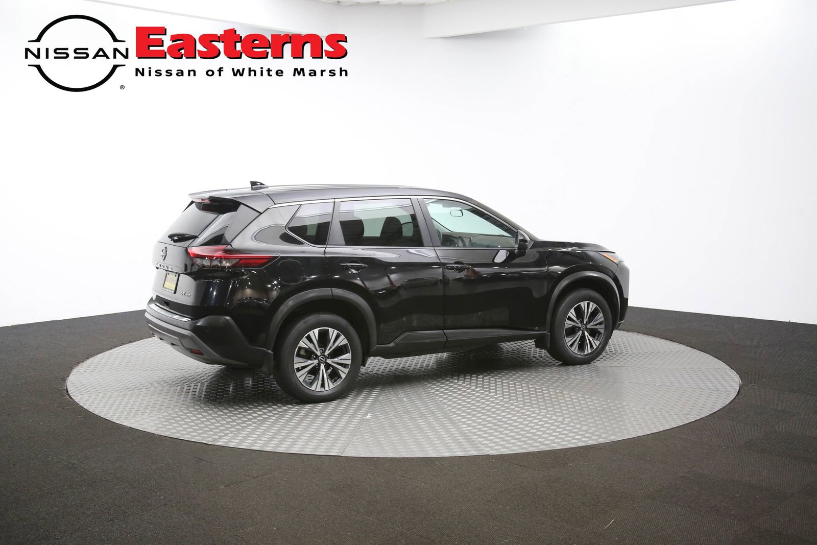 Used 2022 Nissan Rogue SV image 36