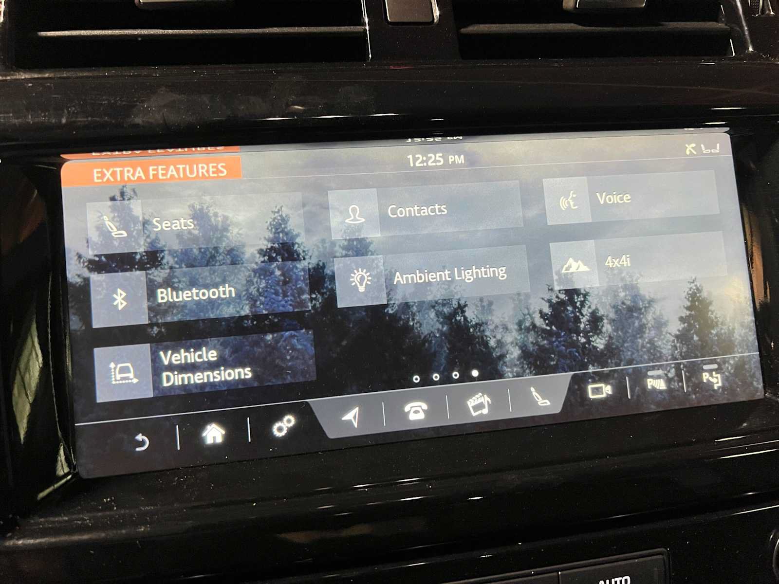 Used 2017 Land Rover Discovery HSE Luxury AWD/4WD image 40