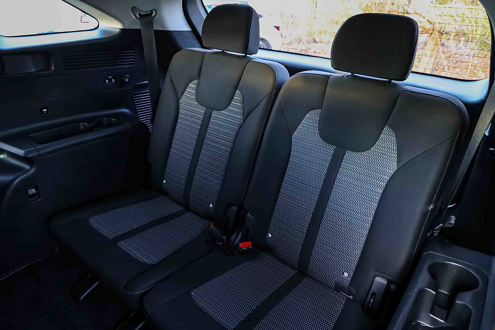 Certified 2024 Kia Sorento LX FWD image 22