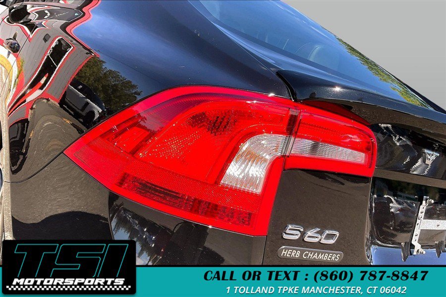 Used 2017 Volvo S60 T5 Dynamic AWD/4WD image 29