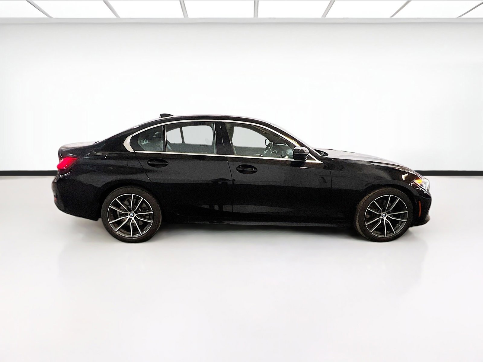 Used 2019 BMW 330i Sedan image 24