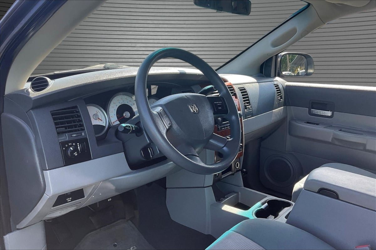 Used 2007 Dodge Durango SLT AWD/4WD image 16