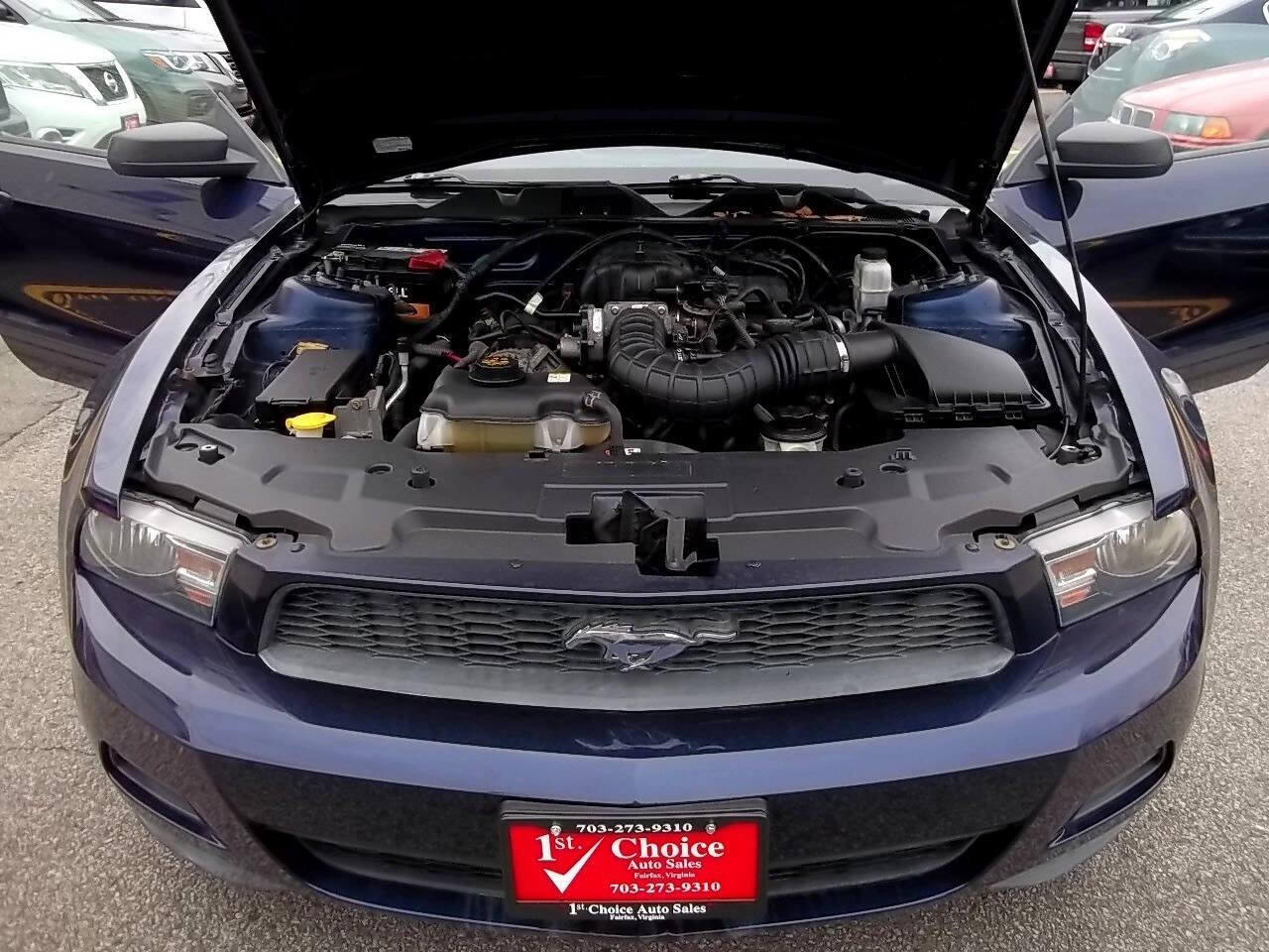 Used 2010 Ford Mustang Coupe RWD image 16