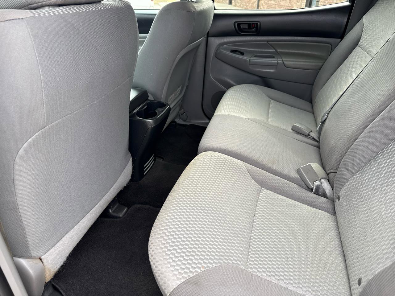 Used 2014 Toyota Tacoma 4x4 Double Cab w/ SR5 Package image 33