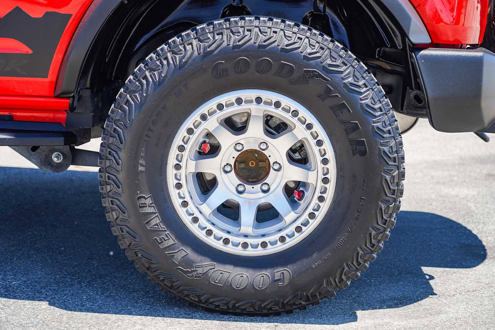 Used 2022 Ford Bronco Wildtrak image 11