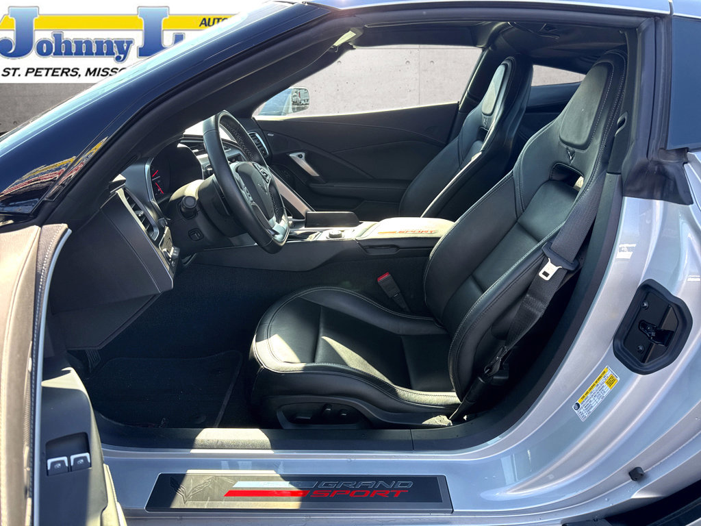 Used 2018 Chevrolet Corvette Grand Sport RWD image 9