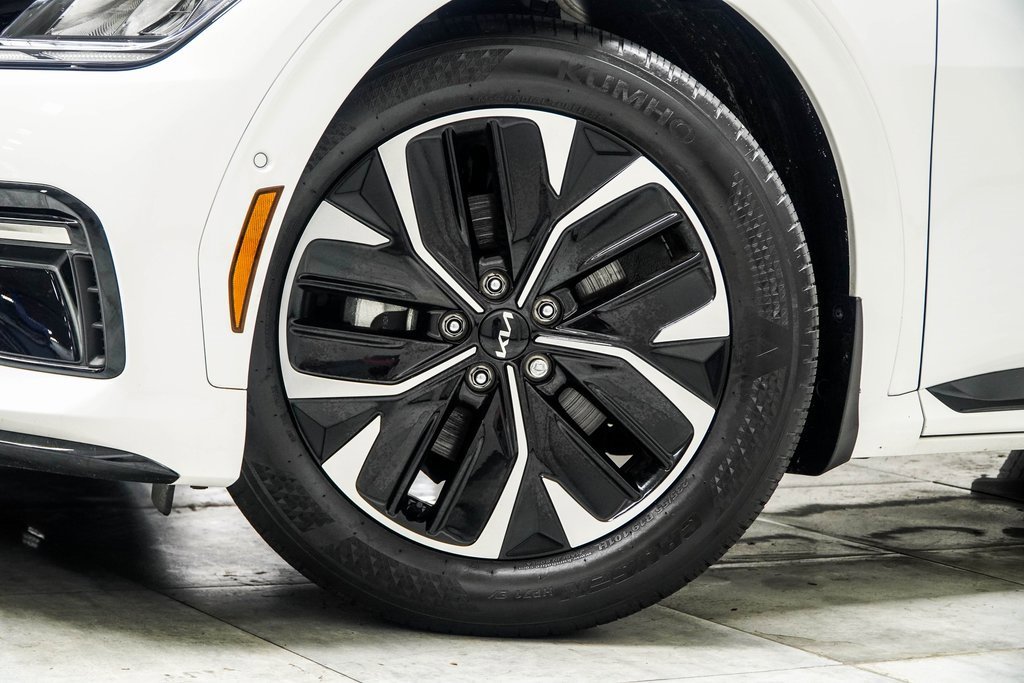 Used 2024 Kia EV6 GT-Line image 3
