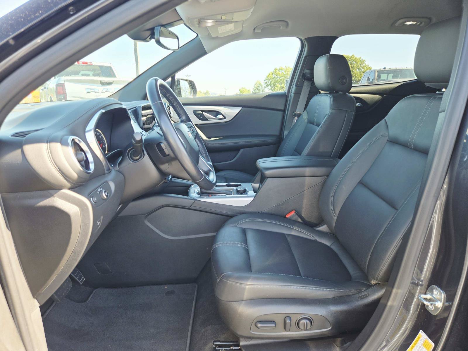 Used 2022 Chevrolet Blazer LT AWD/4WD image 12