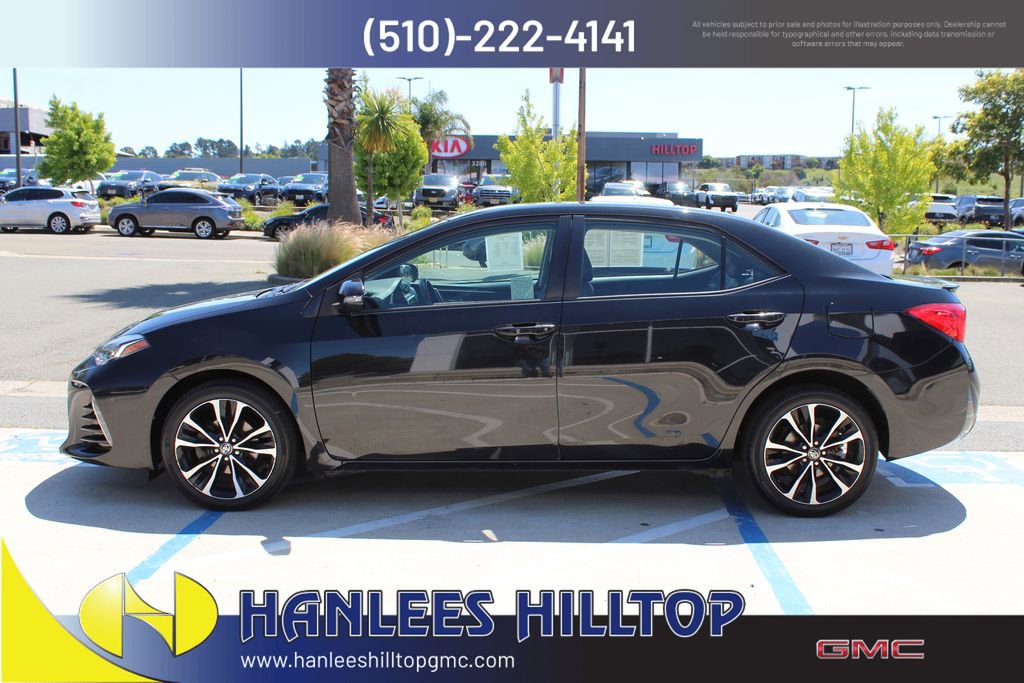 Used 2017 Toyota Corolla SE w/ Carpet Mat Package (TMS) FWD image 2