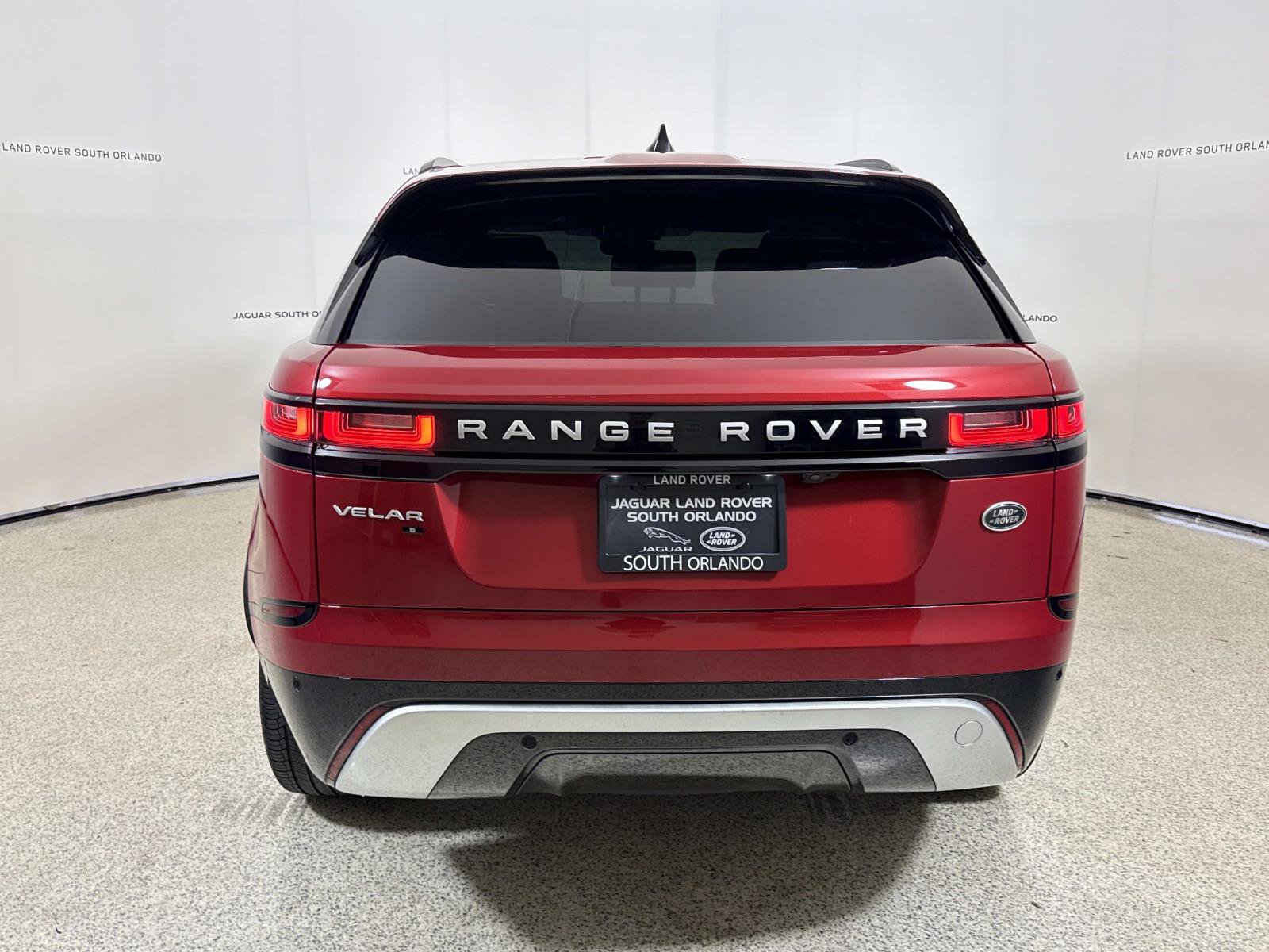 Used 2021 Land Rover Range Rover Velar S AWD/4WD image 4