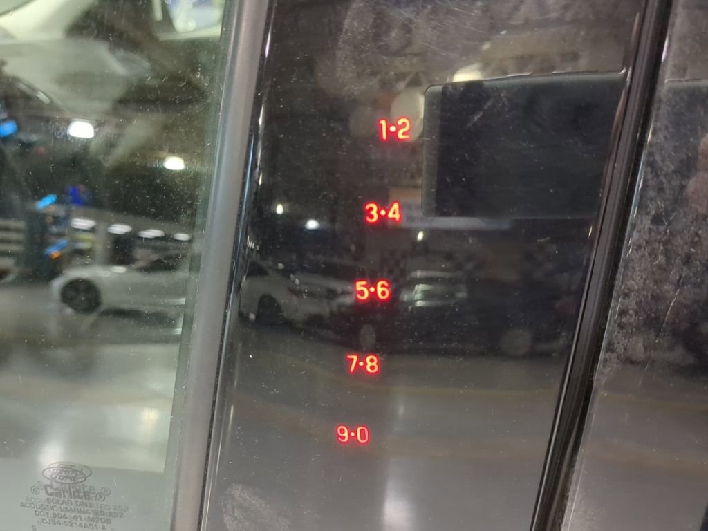 Used 2019 Ford Escape SEL image 14