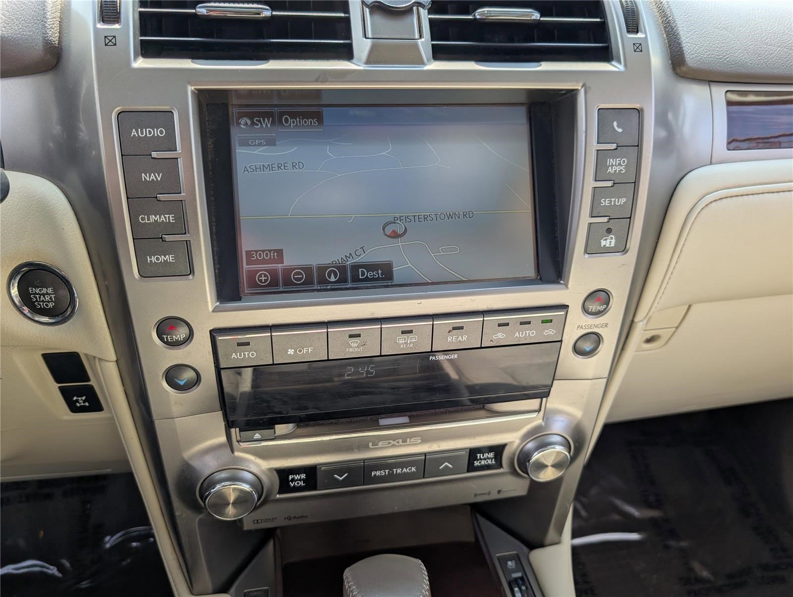 Used 2019 Lexus GX 460 Premium w/ Premium Package image 30