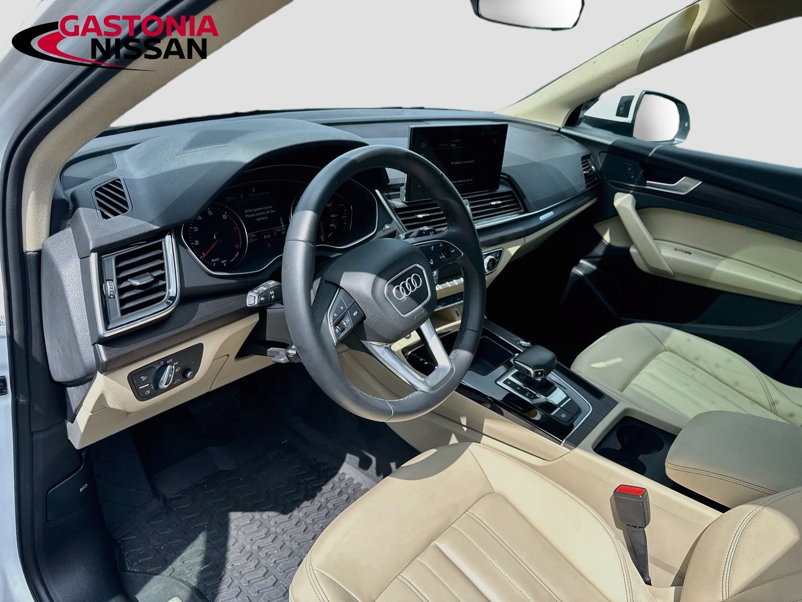Used 2023 Audi Q5 2.0T Premium w/ Convenience Package AWD/4WD image 11
