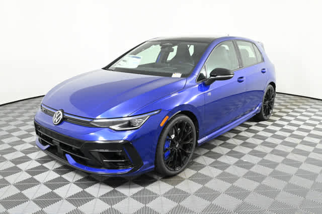 New 2026 Volkswagen Golf image 2