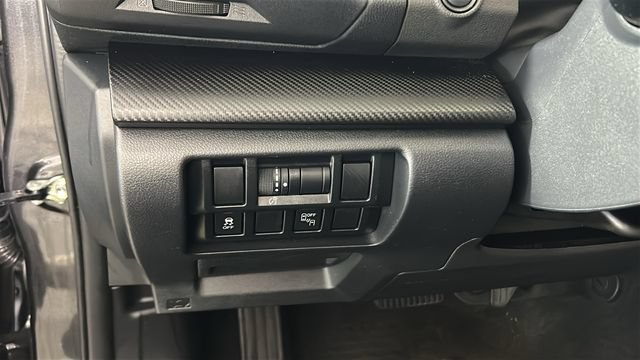 Used 2019 Subaru Crosstrek 2.0i Premium w/ Moonroof Package AWD/4WD image 19