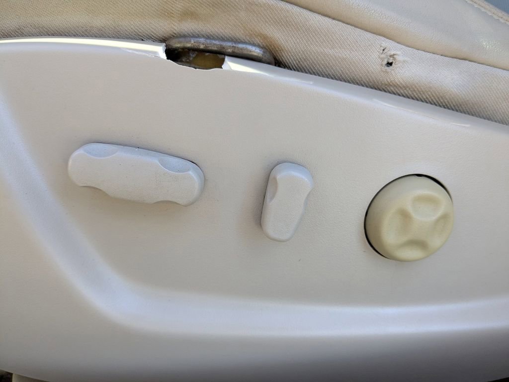 Used 2007 Cadillac DTS Luxury I image 19